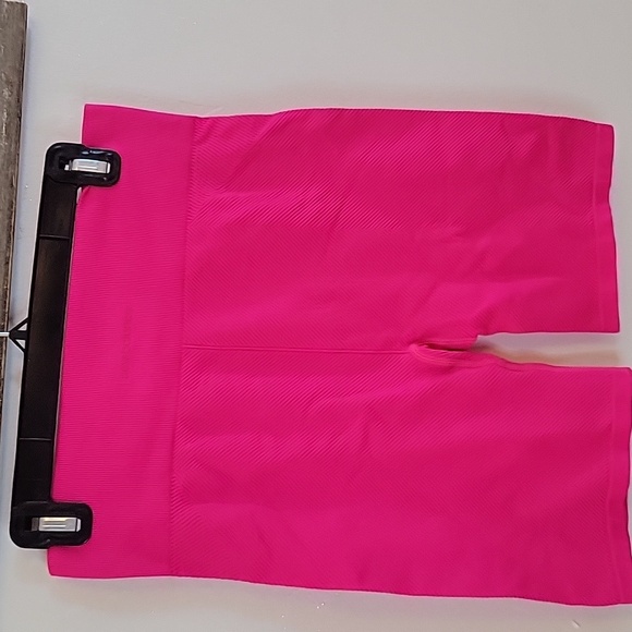 NWOT New Balance Vibrant Pink Workout Set SZ XL - Picture 7 of 10